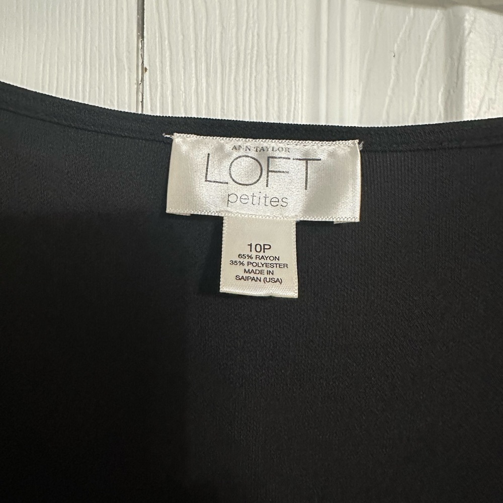 LOFT Elegant Black V-neck dress